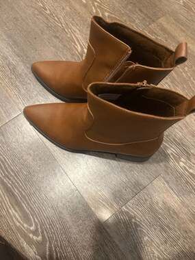Serra Pointed Toe Ankle Boots Booties